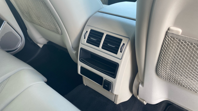 Jaguar F-Pace 2.0 D200 R-Dynamic Black 5dr Auto AWD Diesel Estate